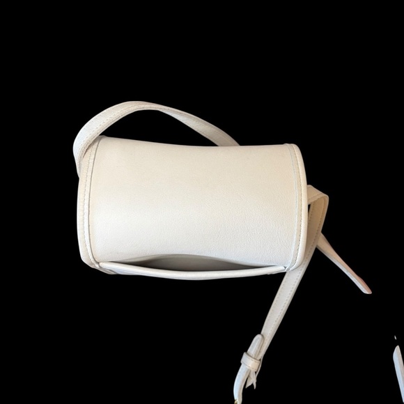 Coach | Vintage | Emmie Flap Bag | Bone Leather | Style 9018 | Small - Picture 7 of 12